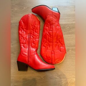 Women’s size 9 red cowboy boots